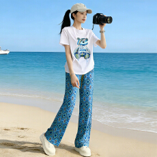 批发韩版减龄休闲时尚简约套装女夏季新圆领镶钻<b class='q'>小熊</b>短袖阔腿裤两件套