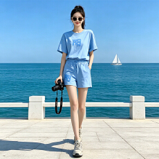批发慵懒风休闲运动套装女夏新款百搭圆领刺绣<b class='q'>印花</b>短袖上衣<b class='q'>短裤</b>两件套