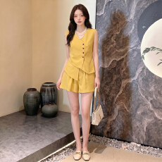 批发女夏季潮流时尚套装宽松显瘦绿色圆领印花短袖上衣阔腿短裤两件套
