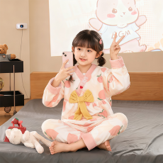 批发[黛琳芬]8码-18码法兰绒棉<b class='q'>儿童</b><b class='q'>睡衣</b>秋冬日系保暖女童装家居服152
