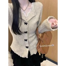 批发V领蕾丝假两件收腰显瘦打底保暖毛衣女2025冬季单排扣<b class='q'>纯</b>色上衣