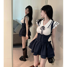 批发学院风辣妹修身翻领短袖针织衫女收腰超短背带半身裤裙两件套