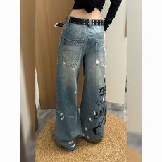 批发美式复古做旧泼墨破洞<b class='q'>牛仔裤</b>子女春季新款辣妹个性字母印花拖地裤