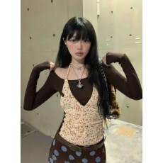 批发假日风波点假两件上衣女秋季新款显瘦修身设计辣妹挂脖T恤打底ins