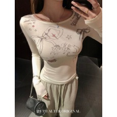 批发早春新款小众童趣绘画小马蝴蝶结打底<b class='q'>T</b><b class='q'>恤</b>女2026新款显瘦长袖上衣