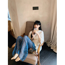 批发设计感钩花镂空<b class='q'>蕾丝</b>衫薄款叠穿防晒<b class='q'>罩衫</b>印花防晒长裤套装