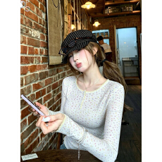 批发温柔风黄色碎花长袖t恤女秋季穿搭修身内搭打底衫亨利领小众上衣
