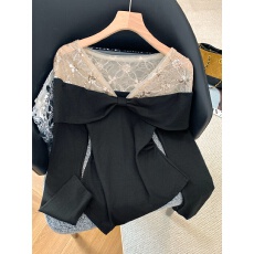 实拍高级感法式一字肩蕾丝拼接T恤女春季新款辣妹穿搭显瘦上衣