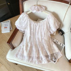 批发实拍法式高级感立体碎花一字肩<b class='q'>短袖</b>女夏季新款宽松显瘦舒适上衣