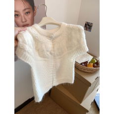 批发实拍高级韩系麻花纹纽扣马甲无袖毛衣女秋冬新款显瘦气质叠穿上衣