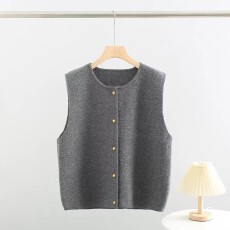 批发<b class='q'>正品</b><b class='q'>专柜</b>春秋女外搭无袖针织开衫马甲短款叠穿洋气背心