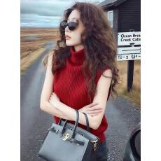 批发<b class='q'>大码</b>轻奢女装秋冬季新款慵懒风小众设计感安可拉红无袖2026