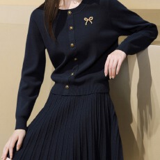 批发<b class='q'>大码</b>女装2026春秋简约通勤套装微胖MM时尚上衣半裙针织