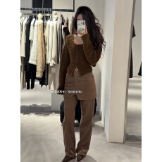 批发韩系设计感时尚针织衫上衣女秋冬复古休闲别致屁帘直筒裤<b class='q'>两件套装</b>