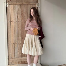 批发韩系慵懒风别致撞色<b class='q'>条纹</b>T恤上衣女秋冬休闲减龄时尚半身裙两件套