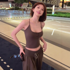 批发韩系辣妹细肩带背心无袖上衣<b class='q'>高腰</b>运动休闲裤松弛感阔腿裤套装女