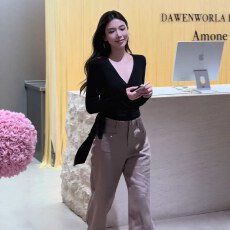批发韩系温柔纯欲风V领长袖上衣女早秋季搭配设计感<b class='q'>长裤</b>通勤<b class='q'>套装</b>女