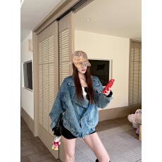 批发实拍 松弛感大翻领牛仔外套oversize廓形水洗百搭大版外套