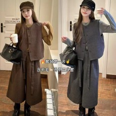 批发2025韩系慵懒风圆领长袖T恤+简约洋气马甲+高腰阔腿八分裤三件套