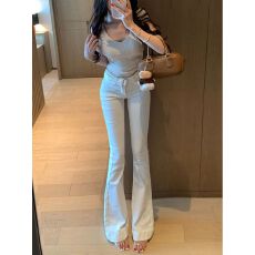批发白色低腰腰带微喇<b class='q'>牛仔裤</b>女25秋季新款高级显瘦百搭喇叭裤