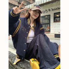 批发美式复古学院风棒球服<b class='q'>外套</b><b class='q'>女装</b>秋季宽松慵懒风中长款夹克上衣休闲
