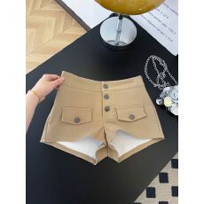 批发实拍~辣妹卡其色修身显瘦短裤女夏季单排扣高腰百搭紧身包臀<b class='q'>热裤</b>