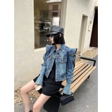 批发网图 ～美式<b class='q'>街头</b>重工肩膀镂空飞飞袖设计短款夹克设计感牛仔外套