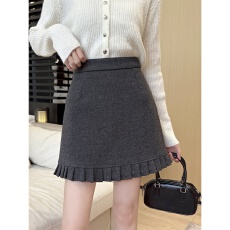 批发大码胖mm简约通勤a字毛呢短裙女秋冬新款高腰显瘦百搭呢子半身裙