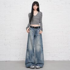 2026秋季新款通勤显瘦辣妹直筒牛仔裤女宽松猫须设计感阔腿长裤女