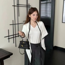 批发三角巾披肩外搭女2025新款秋季修身显瘦针织衫韩系叠穿两件套上衣