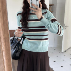 批发韩版甜美清新蓝色条纹毛衣女秋季新款2025小个子短款显瘦针织上衣