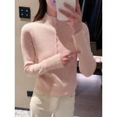 批发半高领排扣<b class='q'>针织衫</b>女2025新款秋冬软糯修身长袖打底毛衫温柔上衣潮