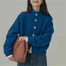 批发复古系扣立领针织<b class='q'>开衫</b>女秋冬韩系慵懒风高级气质软糯毛衣外套