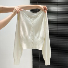 批发老钱风复古针织开衫女秋冬高级感巨好看圆领<b class='q'>百搭</b>毛衣内搭短款上衣