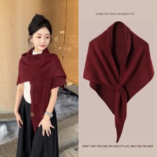 批发慵懒出街含羊毛三角围巾女秋冬护颈保暖围脖纯色大披肩空调房外搭