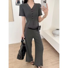批发韩系气质简约<b class='q'>休闲</b>风两件<b class='q'>套装</b>女单排扣上衣针织衫高腰阔腿长裤<b class='q'>套装</b>