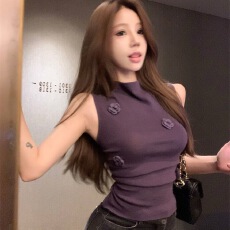 批发2025吊带背心女夏季新款甜美花朵<b class='q'>上衣</b><b class='q'>打底</b>衫修身气质半高领针织衫