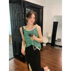 批发2026年夏季新款<b class='q'>一字领</b>条纹吊带背心女外穿短款亚麻质感内搭打底衫