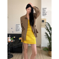 批发实拍  修身针织长袖上衣气质设计感显瘦短裙时尚百搭夹克<b class='q'>外套</b>套装