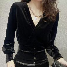 批发法式<b class='q'>衬衫</b>女冬高级设计感黑色金丝绒上衣长袖V领打底衫欧货上衣潮
