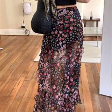 批发超仙木耳边薄纱碎花<b class='q'>半身</b>裙2026年夏季法式优雅设计感高腰开叉<b class='q'>长裙</b>