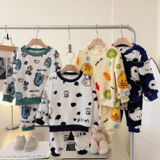 批发儿童法兰绒三层夹棉家居服冬男<b class='q'>女</b><b class='q'>童</b>加厚加绒<b class='q'>睡衣</b>宝宝冬季保暖套装