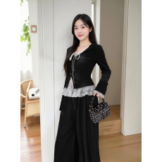 批发2025新款黑色蕾丝拼接设计感小上衣女夏<b class='q'>个性</b>复古修身百搭长袖<b class='q'>T</b><b class='q'>恤</b>