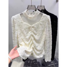 批发镂空挂脖褶皱方领<b class='q'>蕾丝</b><b class='q'>衬衫</b>女秋设计感小众别致打底小衫泡泡袖上衣