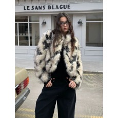 批发XULU原创轻奢三色环保毛复古气质知性大方百搭时尚保暖V领短外套