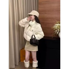 批发韩国立领小马刺绣短款羽绒服女2025冬季保暖加厚面包服灰白色外套