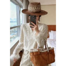 批发法式浪漫风圆领立体花朵镂空打底衫小衫<b class='q'>女长袖</b>时髦蕾丝衫显瘦上衣