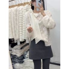 批发设计感小众蝴蝶结拼接流苏<b class='q'>蕾丝</b><b class='q'>衬衫</b>女2025秋冬新款法式气质上衣潮