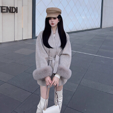 批发韩系高级感超好看毛毛呢子大衣小个子短款收腰毛呢外套女<b class='q'>秋</b>冬新款