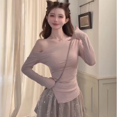 批发纯欲辣妹风斜肩开叉长袖T恤女秋冬新款气质高腰亮片短裙两件<b class='q'>套装</b>